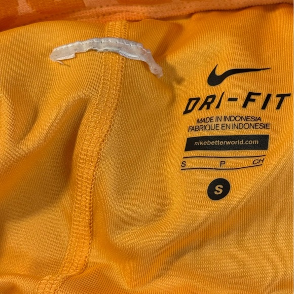 Nike Dri-Fit Women’s Gray Orange Shorts With Bike Shorts Underneath Size S - Picture 7 of 7
